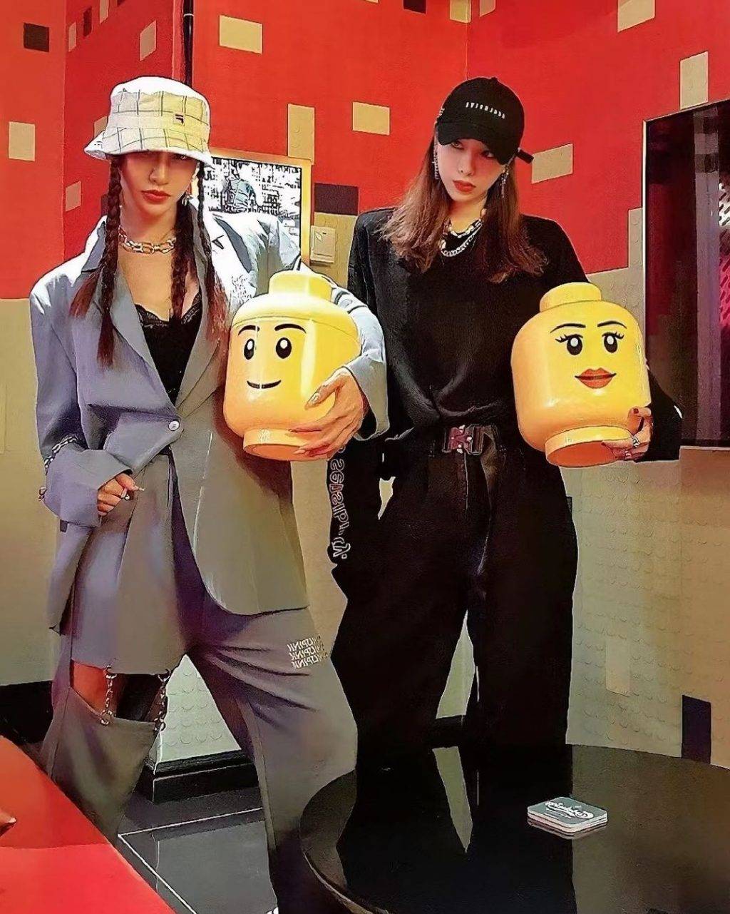 特色主題K歌房🎙️新加坡三家分店的“K.STAR”卡拉OK💥人均消費不到S$4!聽歌+美食嗨皮一整天