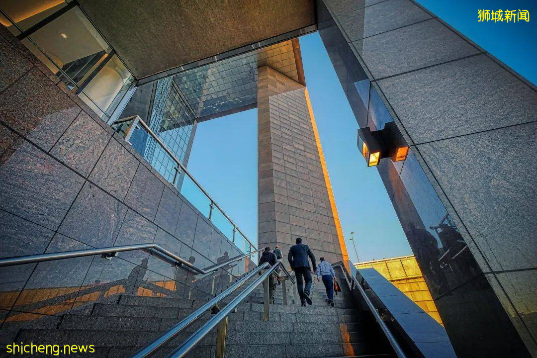 【新加坡留學】留學歸國,算不算是應屆生?應屆生身份到底有多“香”