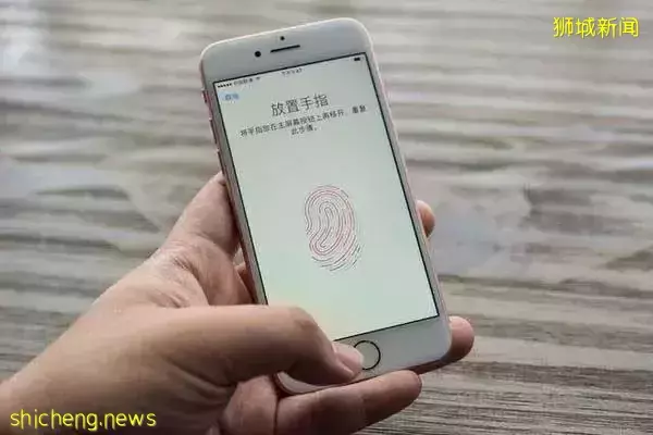 这名中国籍NTU研究员,在新加坡偷拍了400多人裙底后被判坐牢