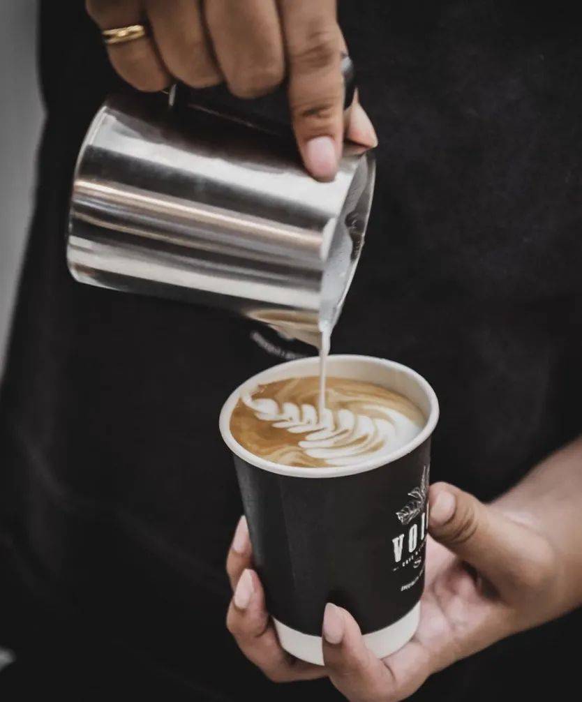 实拍!前晚,新加坡牛车水到处人从众𠈌!这9个地方过年还开门