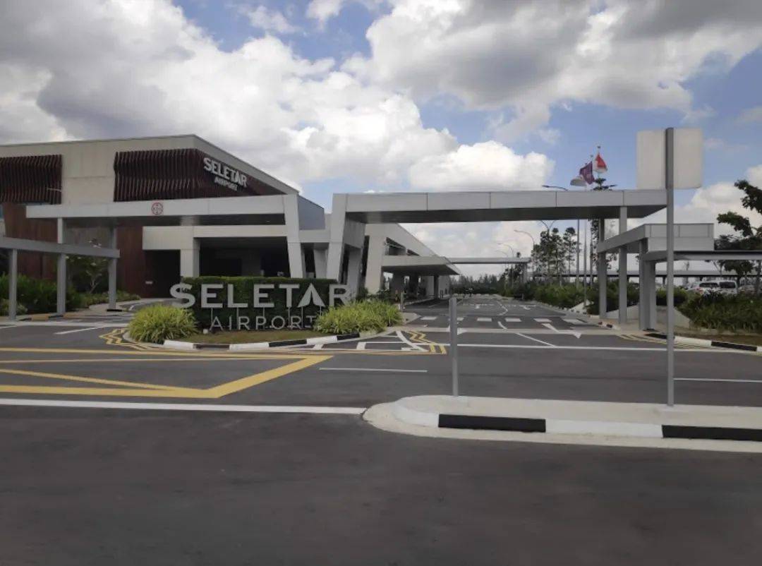 你知道新加坡除了樟宜,还有另一个民用机场吗