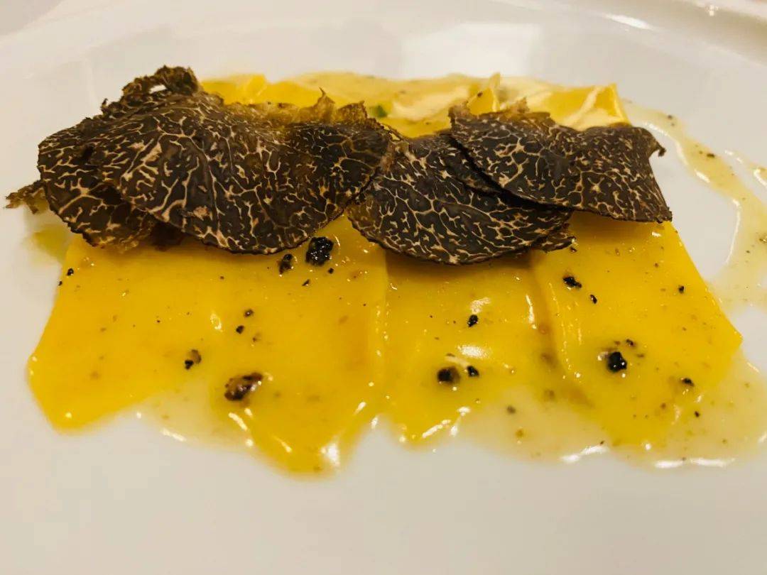 你见过雕刻出来的二维码吗？！Buona Terra太良心，强烈安利这家米其林一星意大利餐