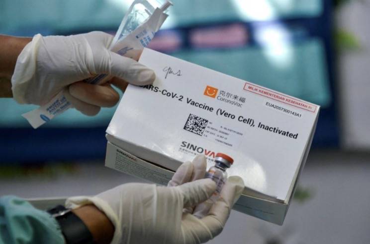 來了!首批中國疫苗抵達新加坡!部長官宣:第三階段將持續到疫苗生效