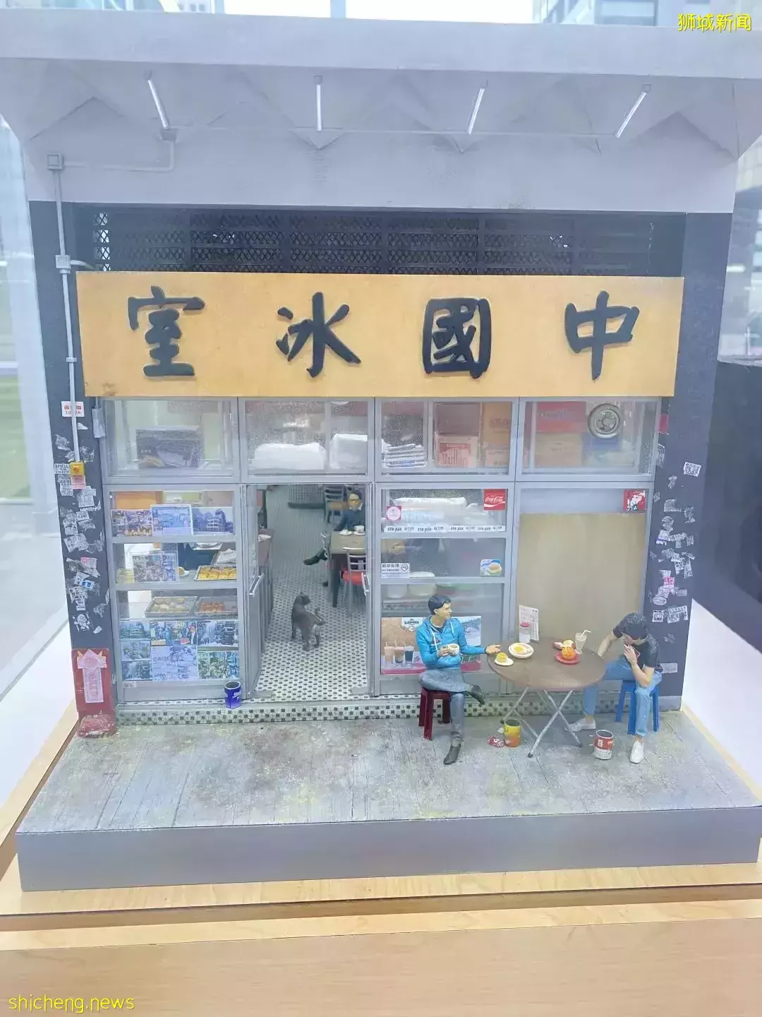 “細看香港”微觀藝術展亮相新加坡