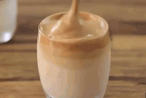 谷歌年度熱搜榜:新加坡人最關注反對黨小鮮肉、泡泡茶、戴口罩