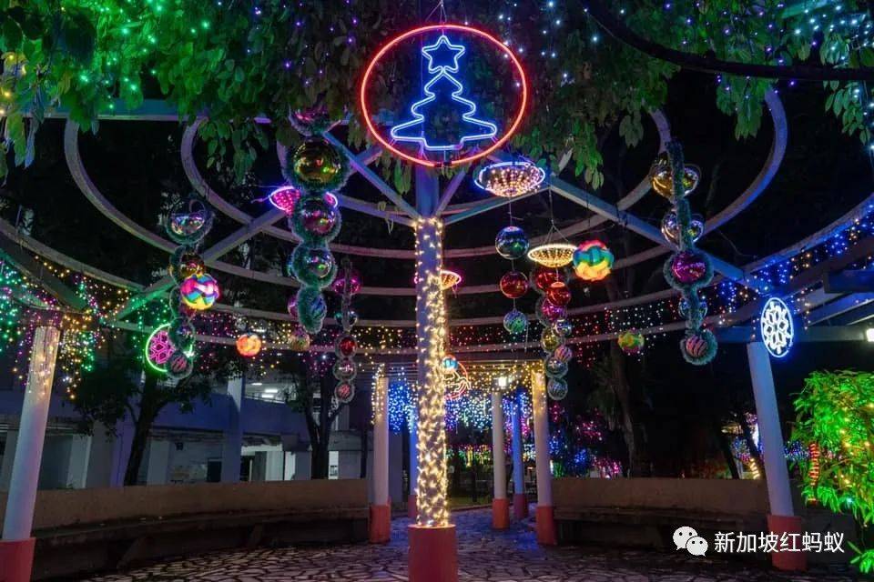 無須到烏節路人擠人，也能在組屋區感受溫馨的聖誕氛圍