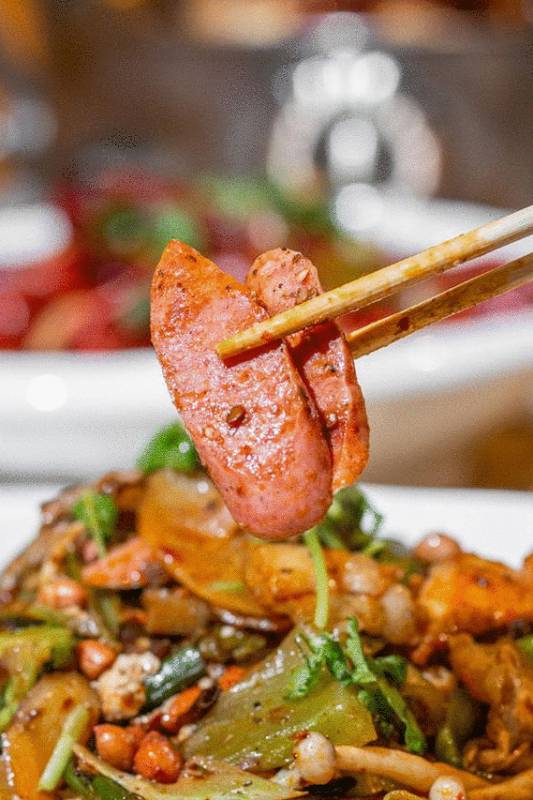 $6666大錦鯉又來了!去年火爆麻辣香鍋旗艦店又開新店了