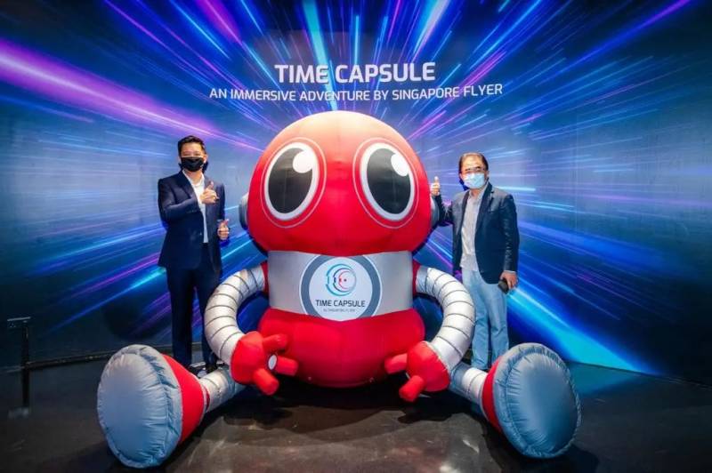 新加坡摩天轮推出全新导览“时光之旅”，穿越时空至700年前