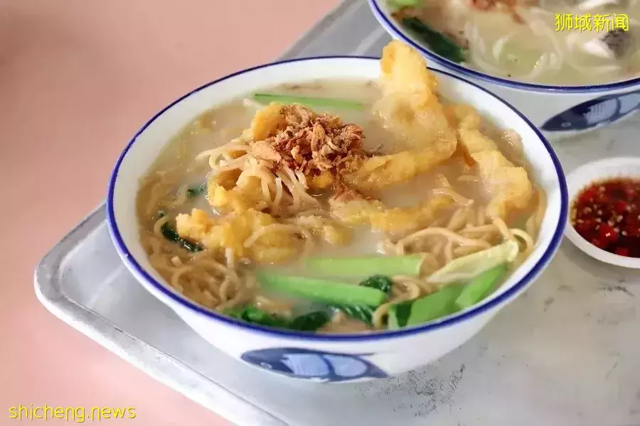 新加坡必打卡的25道國寶級美食！辣椒螃蟹、海南雞飯、炒粿條、肉骨茶