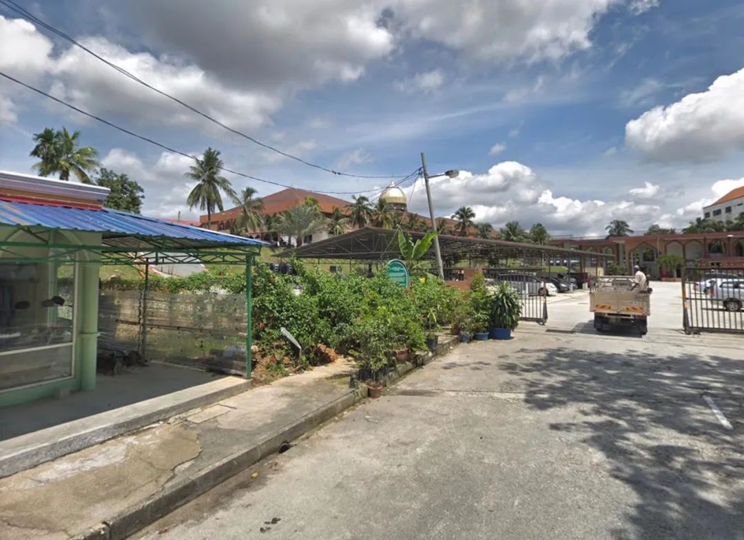 新加坡所有清真寺关闭!急寻95人,曾参加马来西亚万人集会