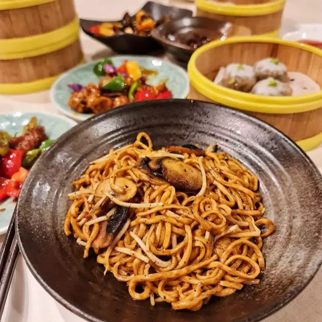 無肉也歡！獅城最好吃的素食餐廳，讓你的味蕾度個假