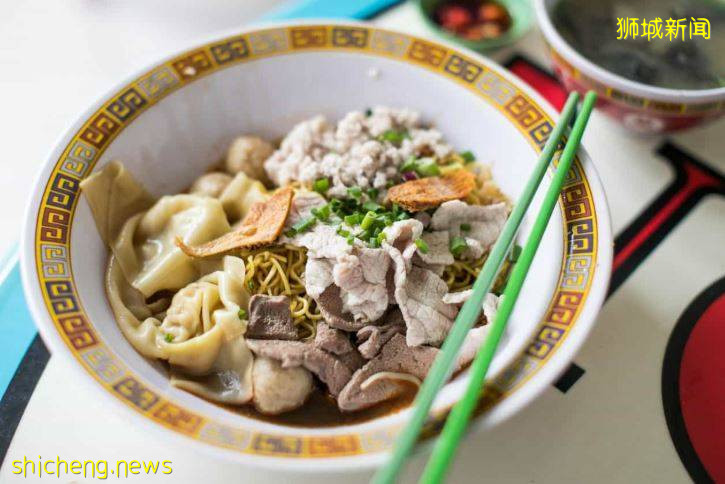 如果要说出一道代表新加坡的食物,那非大华猪肉粿条面莫属