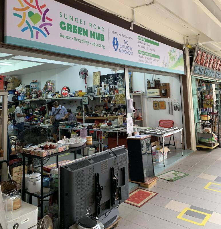 狮城“结霜桥”旧货市场‧20摊贩迁入组屋店铺