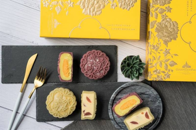 2020年月餅指南新鮮出爐！新加坡必買的12家月餅品牌 · 顔值高、口感贊 · 中秋節送給親朋好友的絕佳禮品