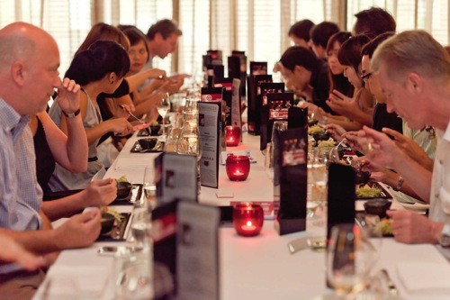 Restaurant-Week-Guests-dining