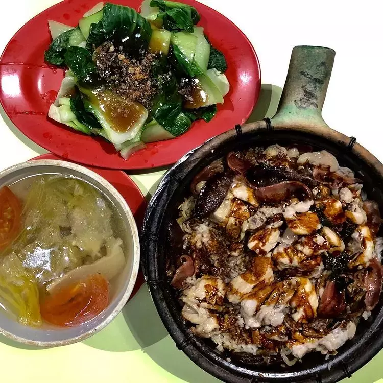 位于Holland V的新鸿运瓦煲饭, 吃货推荐 咸香入味 