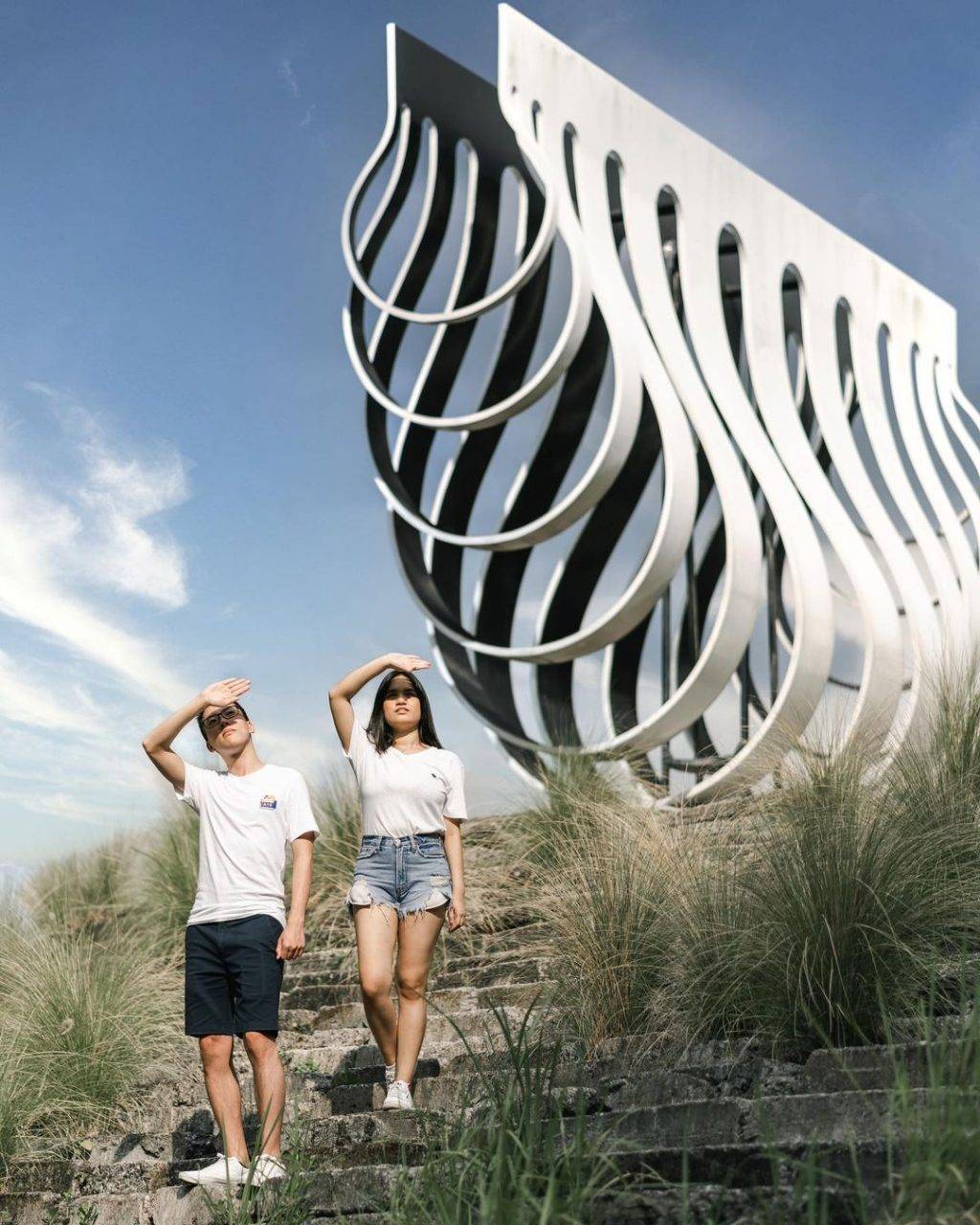 打卡新发现👉碧山宏茂桥公园📍自然景观+莲花池塘+湖畔舞台,遛狗散步不忘拍拍照💕