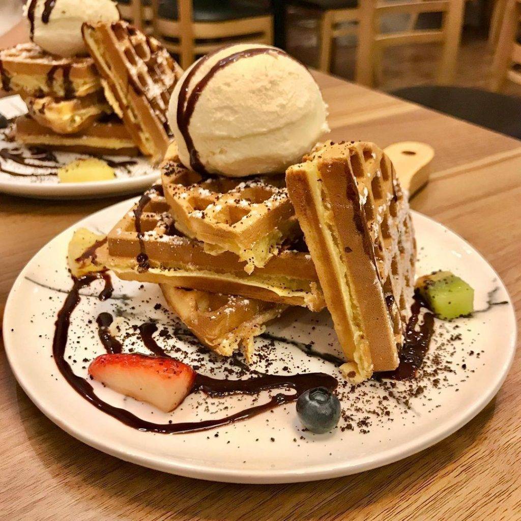 隱匿在二樓！Nirvana Dessert Cafe新開張⚡胖乎乎舒芙蕾、Q彈雪媚娘😍解鎖手作甜食王國