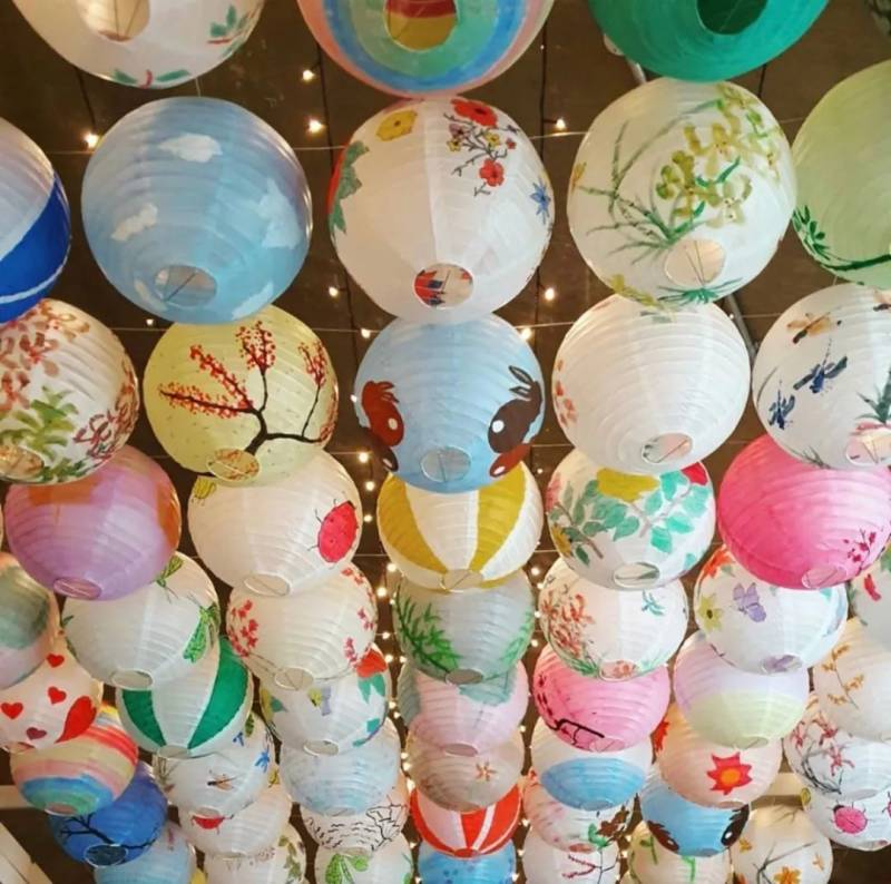 新加坡濱海灣花燈展PK中國周莊中秋燈會，你更pick誰