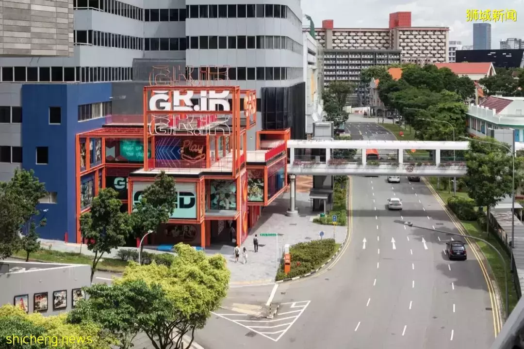 新加坡老商場改造,用工業霓虹升級視覺地標