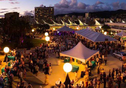 昨天,李显龙总理终于笑了!新加坡熬出头,解封第三阶段全部政策汇总