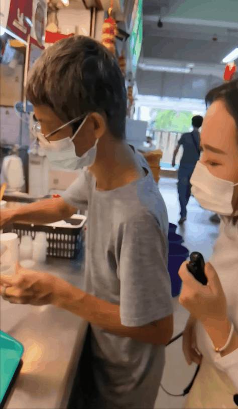 这家人均$5新币的小破店，居然在新加坡火了50年