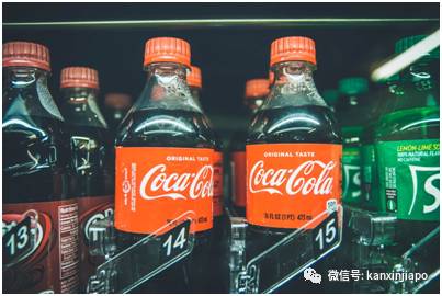 兩年後，新加坡買飲料要給易拉罐和塑料瓶交押金了