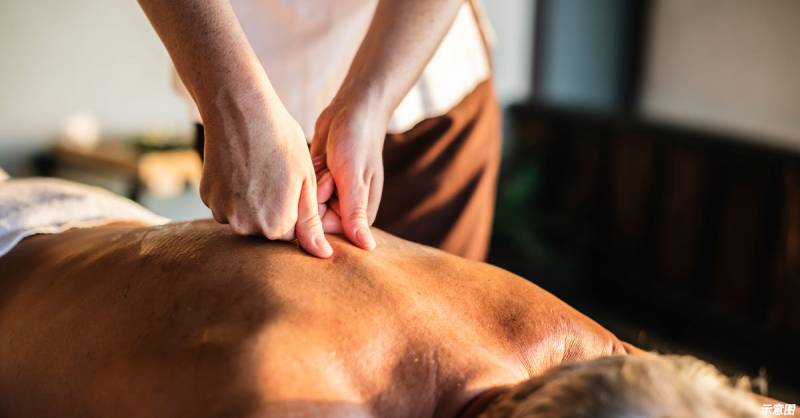 狮城男与大马妻搭档 按摩院“卖肉”