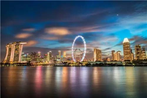 夜幕下的新加坡,有多美