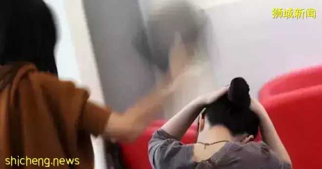 【法治獅城】持刀搶劫雇主,女傭判刑6年10個月