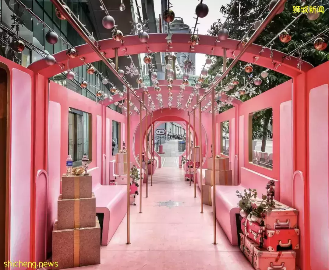 免费!乌节路网红新景点,粉红色火车来了