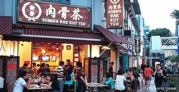 新加坡有7成华人，为何不将汉语作为工作语言？这3个原因一针见血