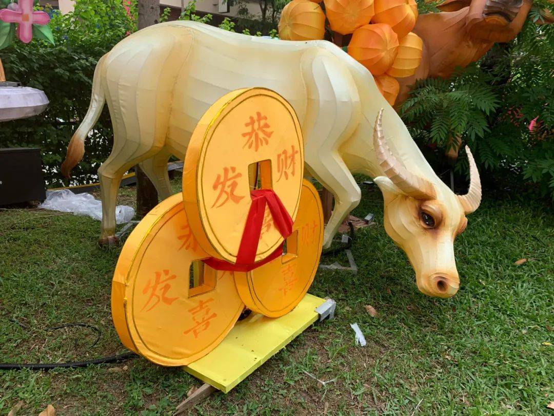 后天!牛车水88个金牛灯点亮迎春节,终于不丑了