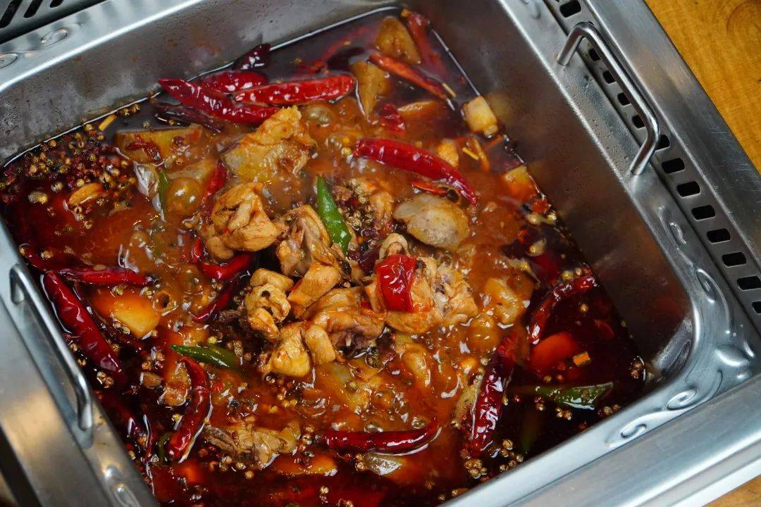 思味小火锅又出新锅了?!5折吃垮这家开了多年的火锅串串店