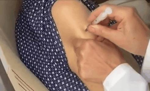 印度日增破40萬，爆護士偷疫苗倒賣！美國專家：馬上抄中國作業