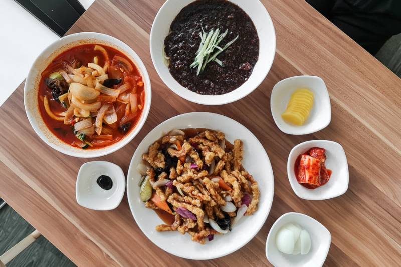 盤點新加坡最好吃韓式炸醬面！！快來打卡奧斯卡《寄生蟲》同款吧