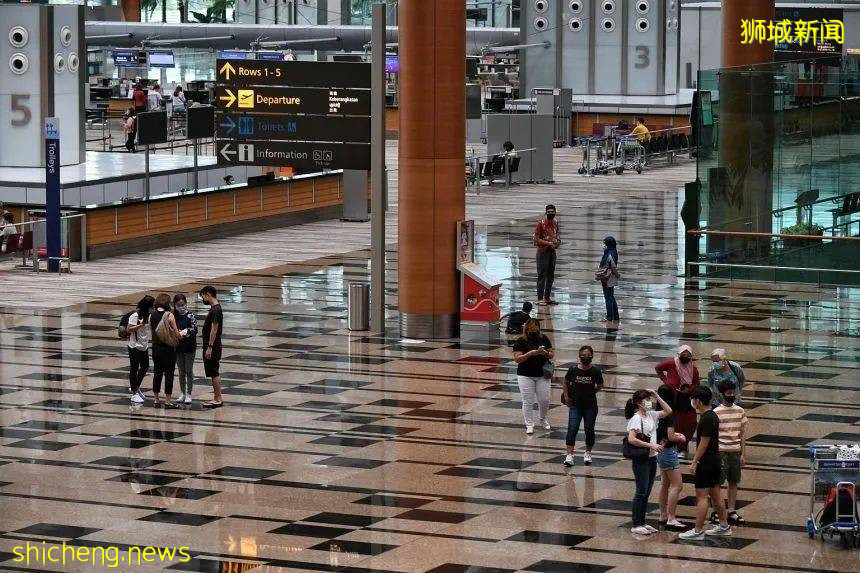 新加坡樟宜機場緊急關閉14天！網友曝11天新冠住院經曆：呼吸困難、昏迷