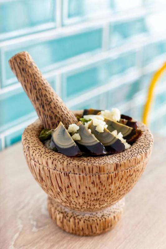 胖胖鸡携新装修强势回归!鸡公煲串烧自助买一送一,无限量供应