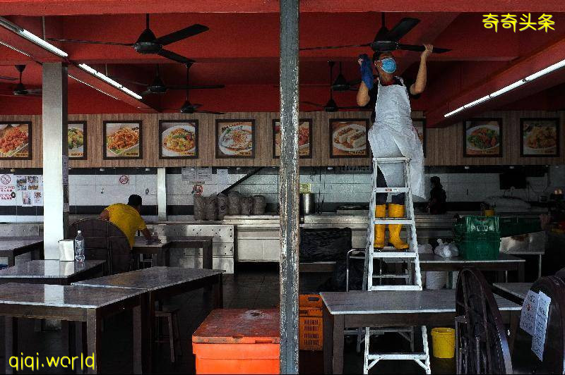 人资部发职场SOP·食堂员工宿舍每天消毒3次