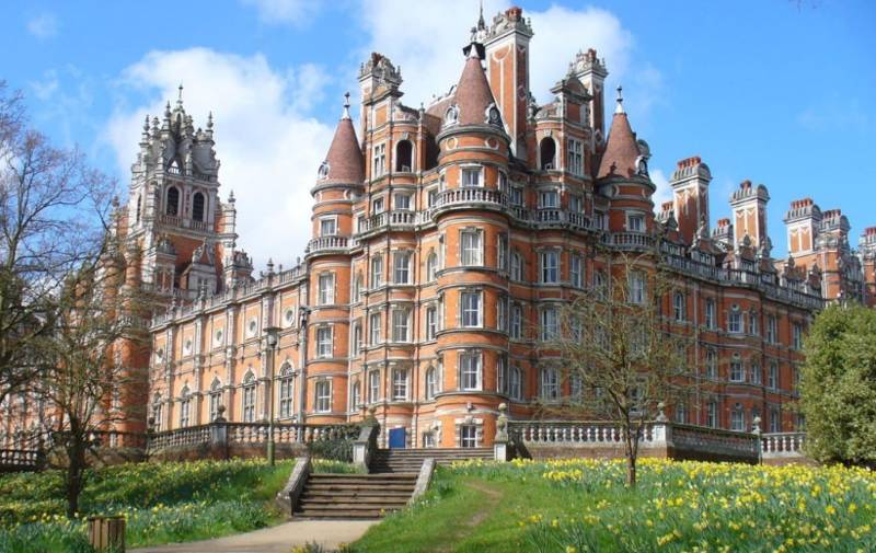 新加坡南洋艺术学院与伦敦艺术大学合办学士课程,预计今年8月份开课