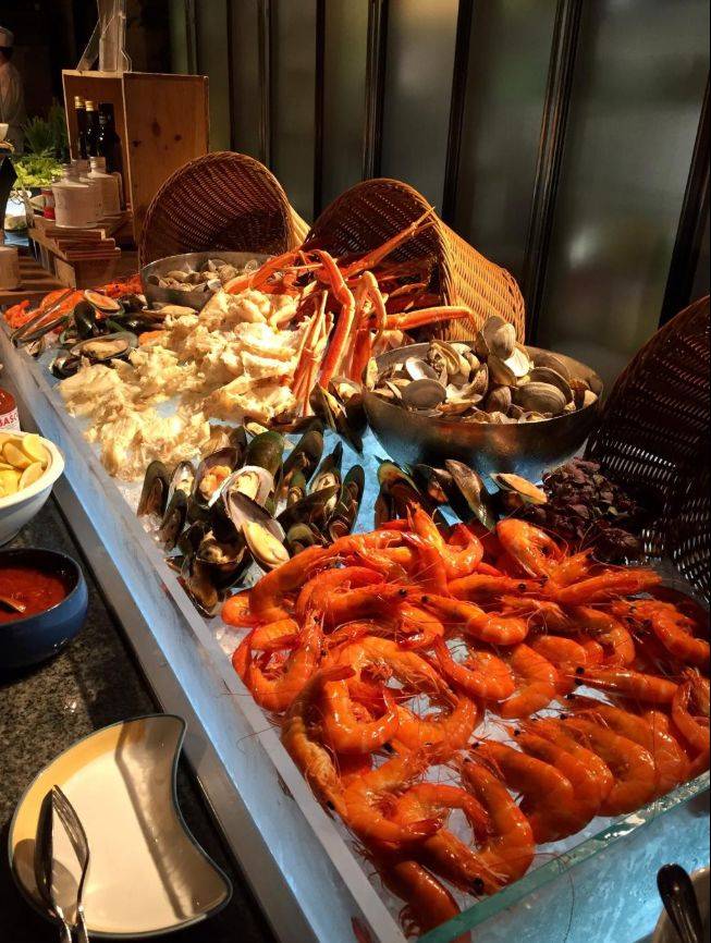 2021年新版！新加坡這些酒店美味自助餐買1送1！吃到扶牆出