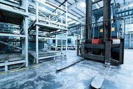 外籍員工損害新加坡人利益?公司爲了“留人”給外勞加薪