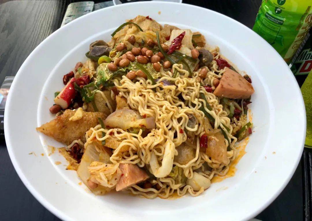 獅城十二時辰 “醜時”夜深了，還有哪些店能滿足你想吃夜宵的胃