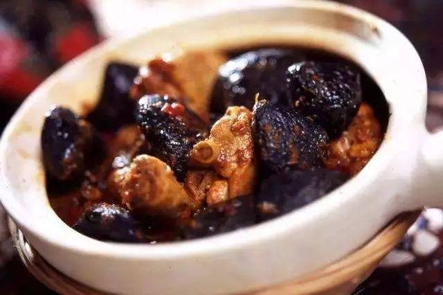 狮城美味 | 暗黑系娘惹经典佳肴