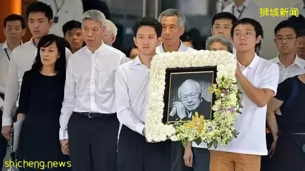 李顯龍總理發文!安倍晉三背後連中兩槍,美女保镖嚴重失職!他,和新加坡關系匪淺