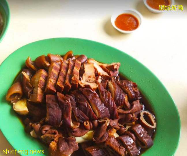 新加坡这11家有钱也不一定能吃到的粿汁店,为何天天大排长龙