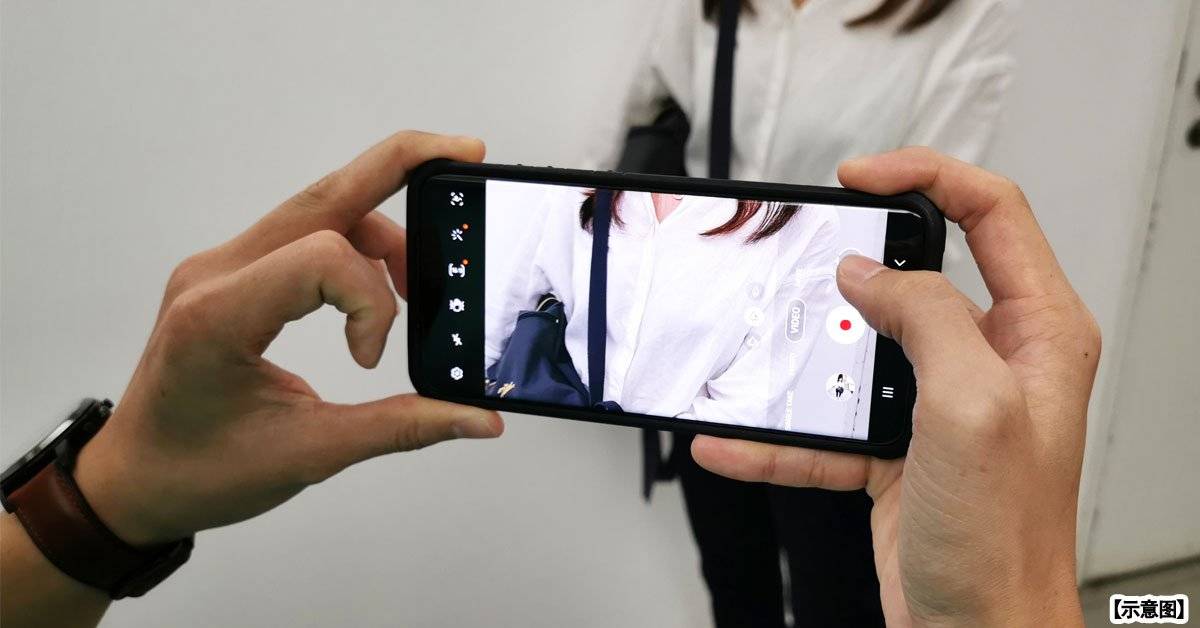 地铁偷拍女性胸部  被告辩称强迫症发作