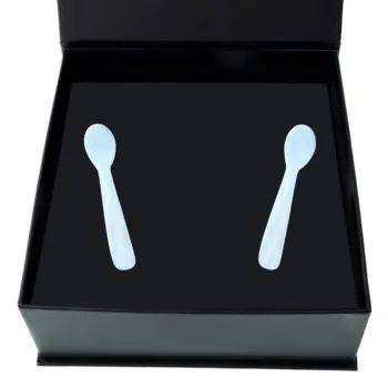 答應我，不要一聽到有魚子醬就尖叫