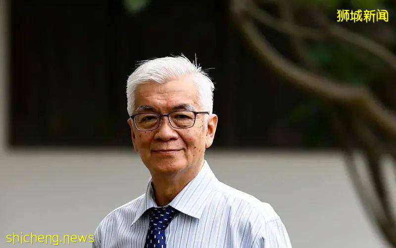 72歲帶病堅守崗位!華僑中學畢業生林仁耀獲“飛躍教師獎”,將繼續義工教師之職,回饋社會