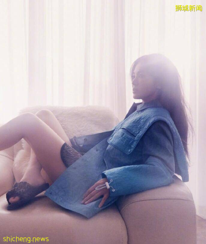 宋慧喬再登新加坡《ELLE》雜志，亂發、躺臥、迷眼、浴照...性感尺度把控站C位